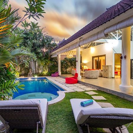 Villa Camelia Seminyak Kültér fotó